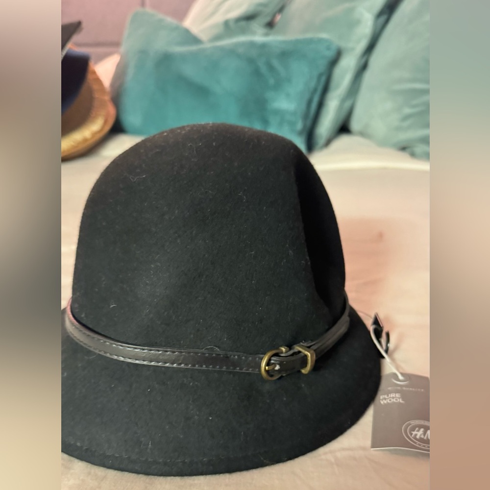 H&M Black Wool Hat with Leather Strap
